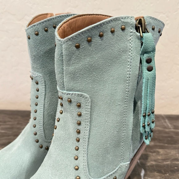 NEW Dingo Classy N Sassy Studded Suede Leather Western Booties - Picture 5 of 12